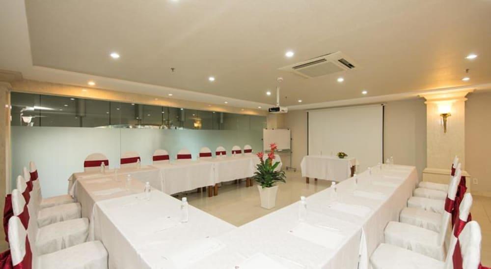 White Lion Hotel Ho Chi Minh City Bagian luar foto